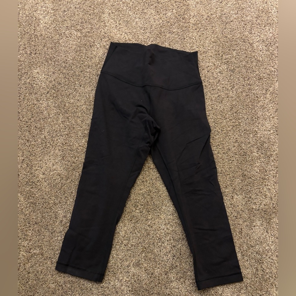 lululemon athletica Black Cropped Leggings